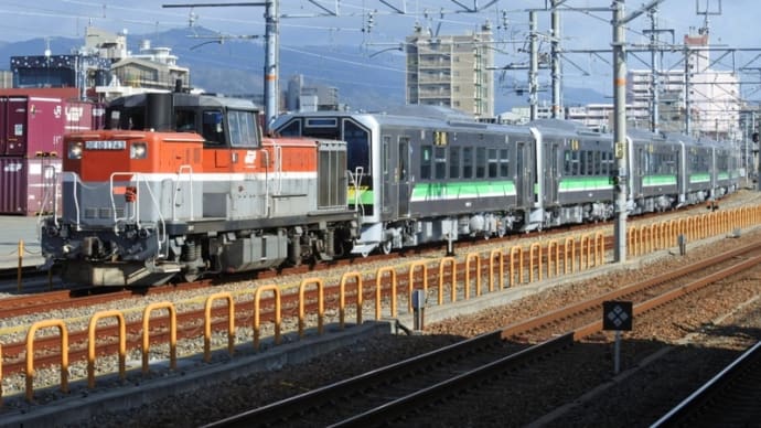JR北海道H100形7両甲種回送2020.1.5【その1】神戸貨物タ、西宮付近にて