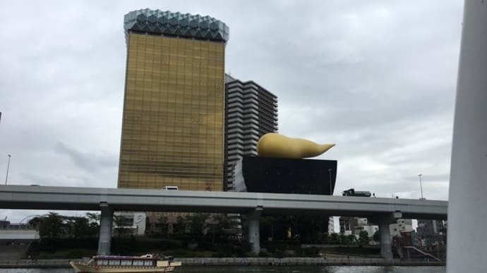 はとバスで東京見物（隅田川クルーズ）