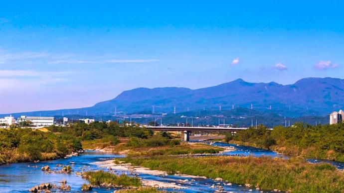 渡良瀬川で眺めた晩秋の赤城山、2021年10月（その２）