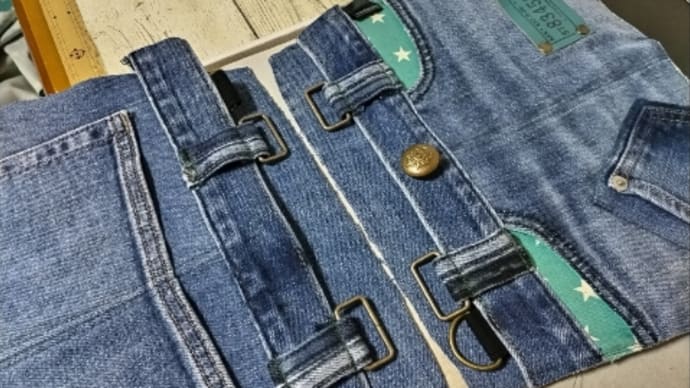 委託のがま口バッグ製作中〜