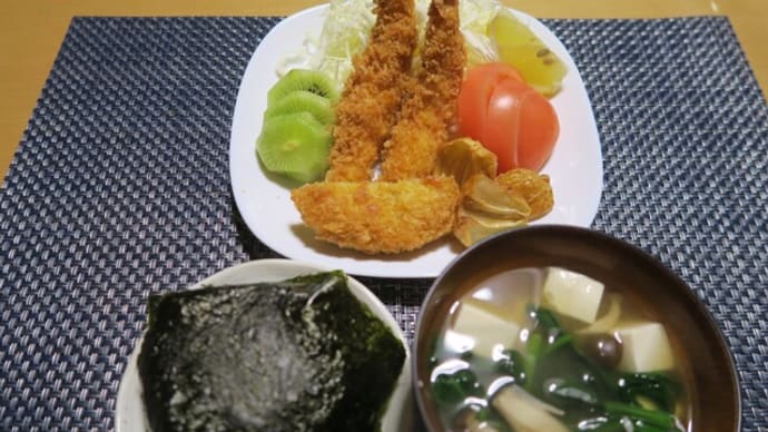 エビフライ定食、これは鉄板 ! 炊屋食堂の田舎定食・・・大衆の味。