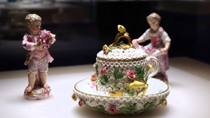 茨城県陶芸美術館で、『ティーカップ・メリーゴーラウンド』を観ました。