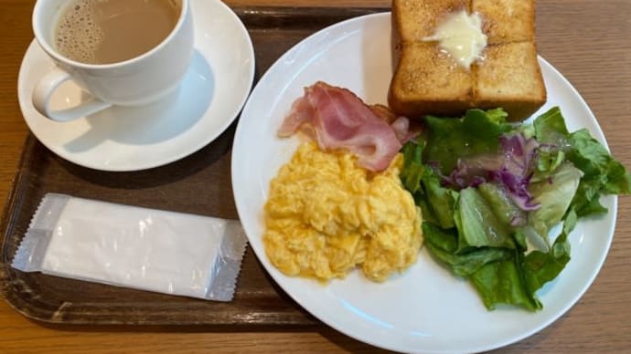 朝ごパンと豆乳。