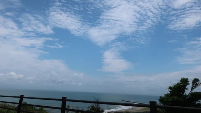 海を見ながらお出かけ と 残り物ご飯(笑)