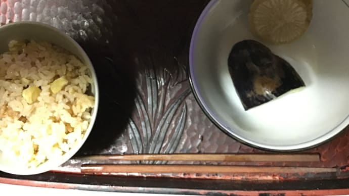 朝食 栗ご飯