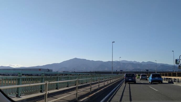 相模原は大山・丹沢〜御殿場に向かい富士山に近づきます