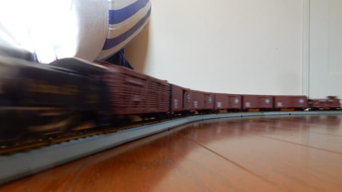 Coming soon！Driving my train models on the floor