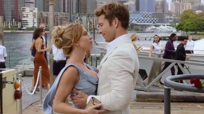 映画:恋するプリテンダー Anyone but you 売れっ子 × 2人(グレン・パウエル、シドニー・スウィーニー)が、ちょっとした行き違いからの犬猿の仲(汗) で、熾烈な花火の散らし合い!