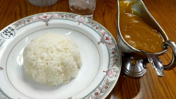 一人旅で取った食事とか