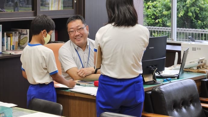 校長先生!!大人気です♬