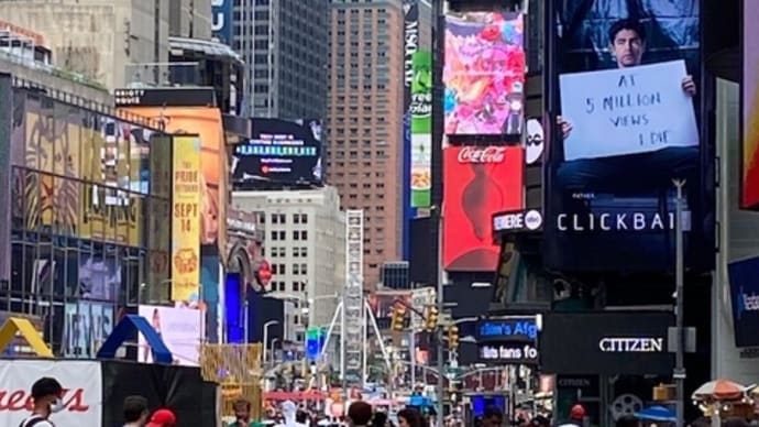 Times Squareの観覧車