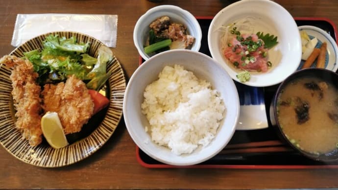 『松陰神社商店街のかとり屋にてBrunchを・・・』