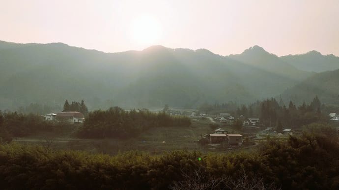 知恵の輪委員会&昭津上空からの風景