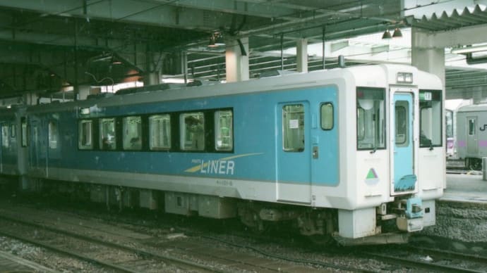 キハ101　駅ホームにて　【山形駅：奥羽本線】　1994.DEC 