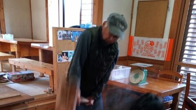 恒例のお餅つき