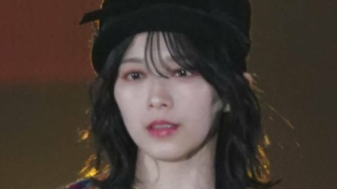 櫻坂46森田ひかる、ハートポーズの微笑みSHOTに「世界一可愛い」「最高すぎて最高」の声