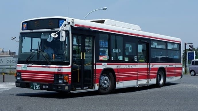 祝・会社創立70周年！(その2)小田急バスのエルガ第3・第4世代