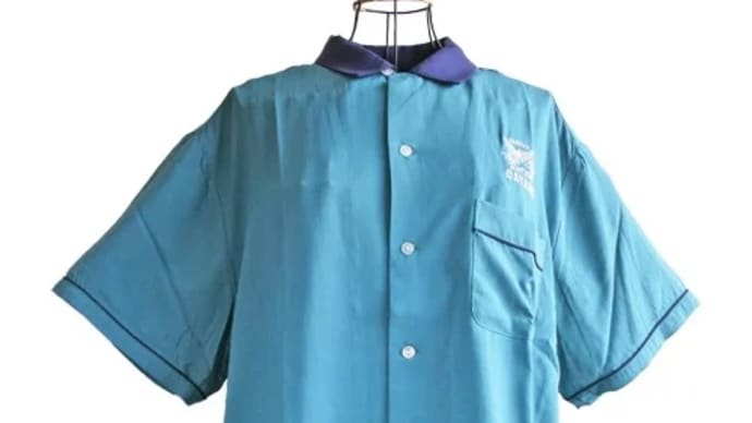 ボウリングシャツ
