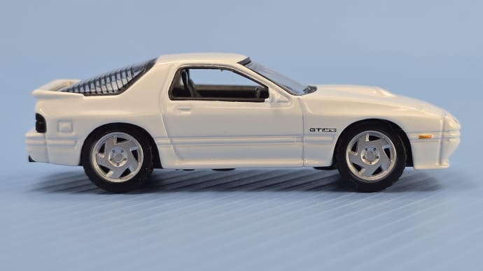 マツダ サバンナ RX-7 FC3S (ホワイト)