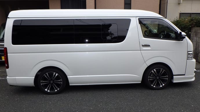 ハイエースのタイヤ交換 ２０１９冬