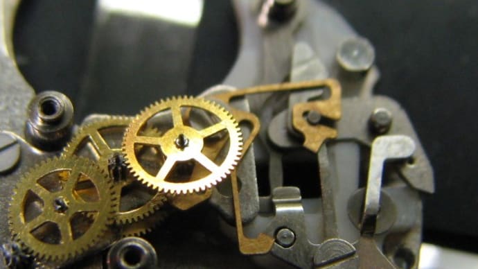 セイコー自動巻き時計とシチズンの機械の入った時計、ロンダの機械を修理です