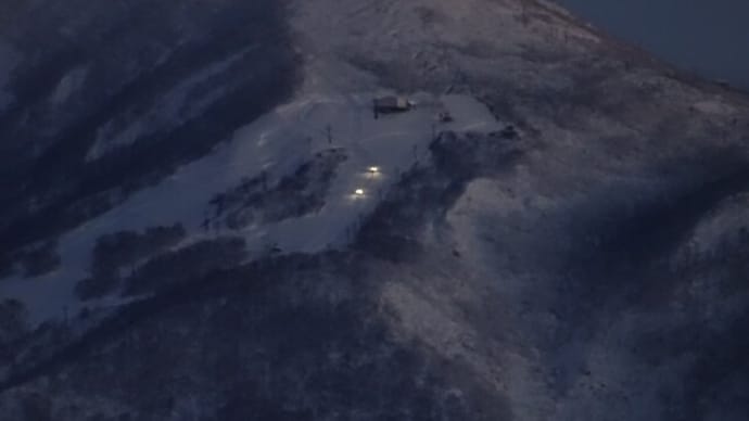 早朝のニセコアンヌプリ