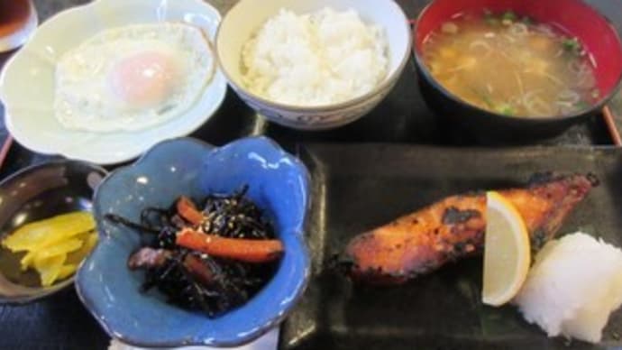 9回目「お食事処 肴町」、日替りワンコイン朝食。この日は、目抜の照り焼き。