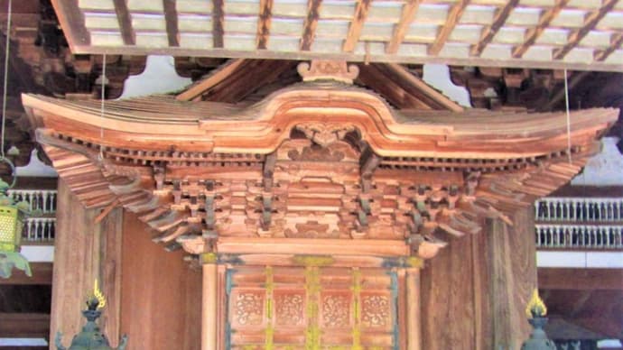 普済寺「観音堂」の須弥壇に魅せられて