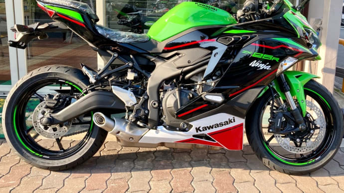 2021/10/15◆快晴!「ZX-25R」KRTエディション納車ですっ♪
