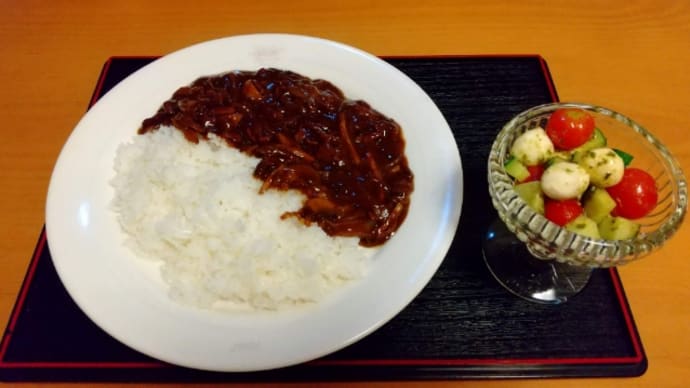 サラダとフレンチハヤシ