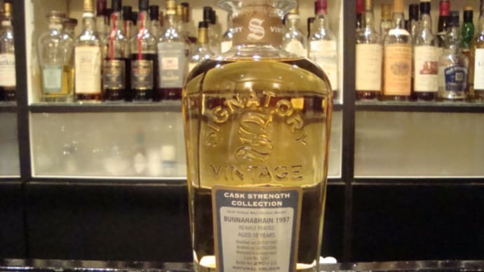 ＢＡＲ　ＺＥＲＯの酒　「シングルモルトスコッチウイスキー」　（ブナハーブン　ヘビーピート　１０年　１