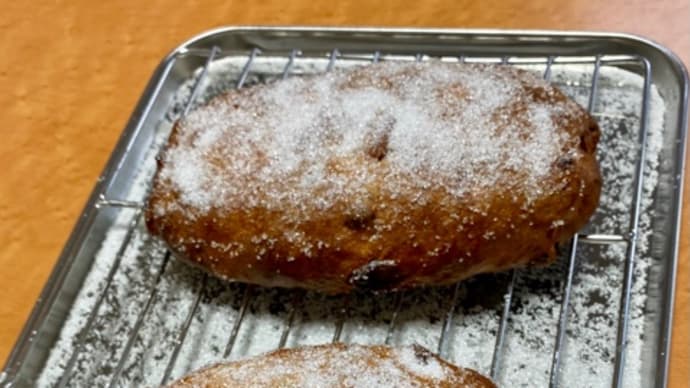 シュトーレンだけど発酵ケーキということで。
