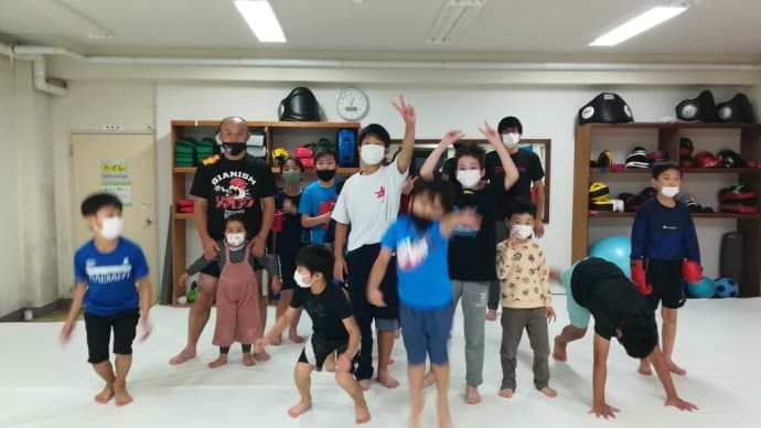 (木)キッズ格闘技クラス18:30~