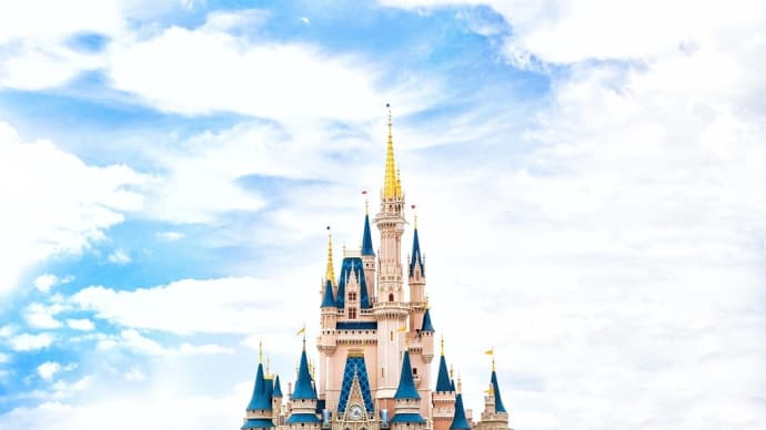 【Harline:Disney Fantasy Medley】ディズニーランド・シンデレラ城から初日の出　朱色の太陽に歓声
