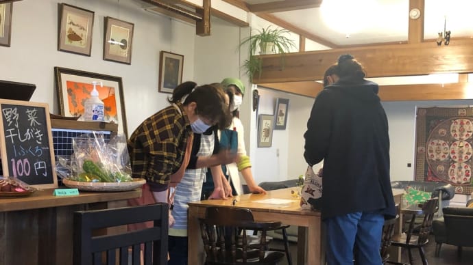 三種町の展示会場にて