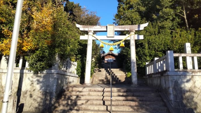神社仏閣：黒笹には三つの神社が隣り合わせで