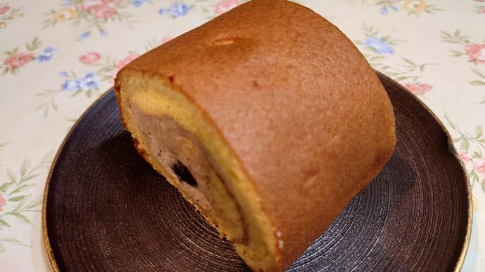 北鎌倉の銘店のモンブランロールどうでしょう