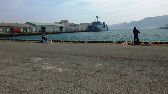 下関港第一突堤　敷設船AR-483むろと