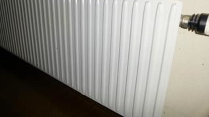 セントラルヒーティング エア抜き 漏れで圧力低下