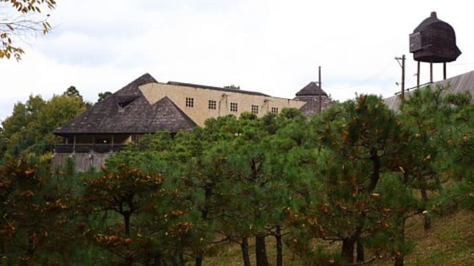 秋野不矩美術館