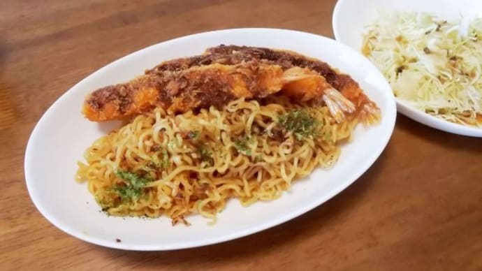ミニスカクッキング 日清焼きそば