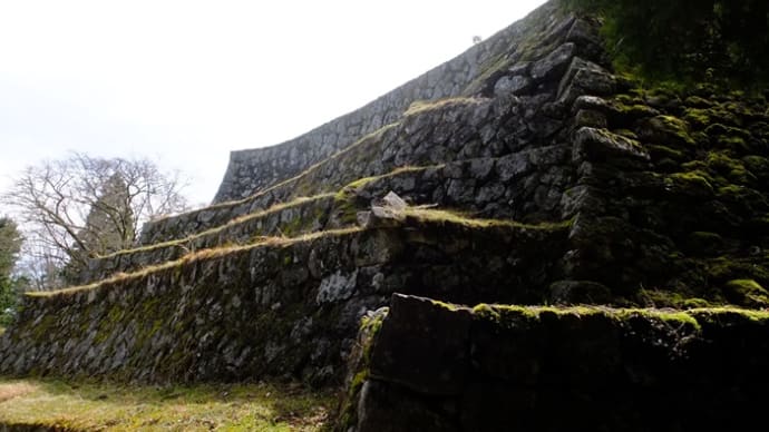 岩村城 埋門 ‣ 六段壁