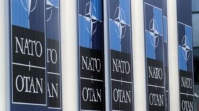 ＮＡＴＯ、ルーマニアに偵察機配備　ロシア軍の活動監視へ