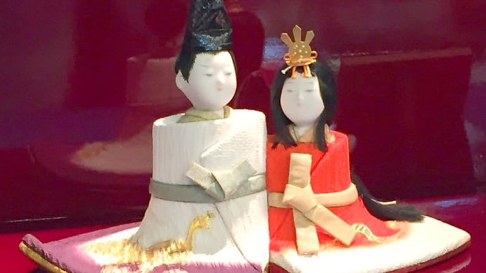 今年もお雛様ディスプレイが始まります