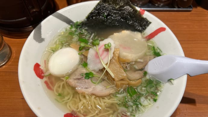 ★閉店★ 【東京駅】 函館麺厨房あじさい 東京ラーメンストリート店「あっさり特製塩ラーメン(1150円)」