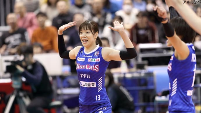 津賀 菜緒選手