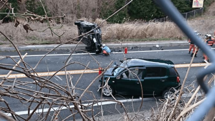180324 伊豆縦貫道の長泉ic近くで正面衝突の事故 くぼじーじるーむ
