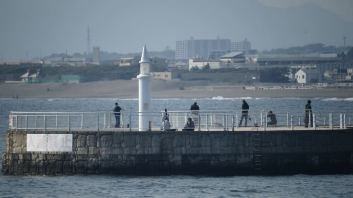 20230404 望遠で江の島を② 11 500mm F8 Reflex SAL500F8 Sony