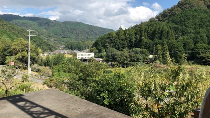 山の中にお蕎麦屋さん