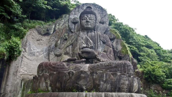 鋸山 日本寺 大仏・日本最大の仏像(座像)